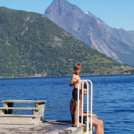 別荘 Blatind, Rekkedal Gjestegard - Sæbø